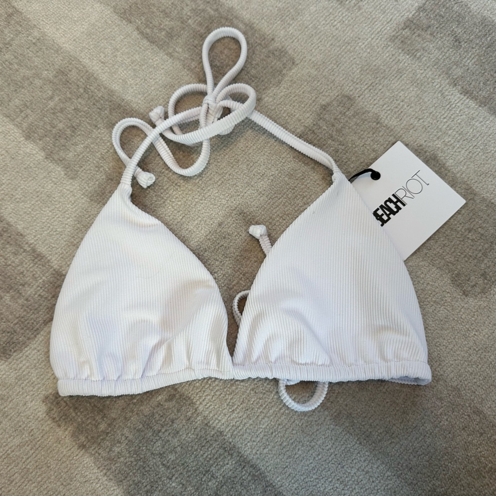 BEACHRIOT Women’s Winona Bikini Top White Ribbed NWT (Size L)
